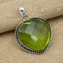 Nuostabus peridoto brangakmenis 925 sterlingų sidabro papuošalai rankų darbo pakabukas antikvarinis dovana jai 1.88 Inches žalia