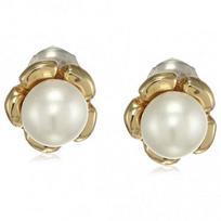 Moteriški auskarai-studs Estele su paauksuotu perlu ir gėle beige
