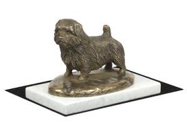 Norfolko terjeras - šuns figūrėlė, statulėlė ant balto marmuro, trofėjus Art-Dog šunų parodos parodai ruda