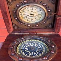 Mini Pocket Watch Beautiful Clock Clock for Office and Home Decor Wooden Compass Desk beige