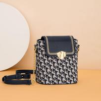 New Casual Large Capacity Flap Crossbody Bags Fashion Retro Printed Phone Bucket Shoulder Bags Women Luxury Chain Handbags black