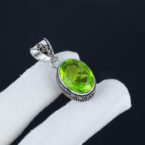 Dainty Peridot Gemstone Silver Pendant in 925 Sterling Silver - Handmade Oval Design, Everyday Wear Jewelry Father's Day Gift 1.95" žalia