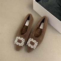 Flat-bottomed pointed rhinestone single shoes that loop in love! Korean version of temperament wears hairy shoes for women 35 chaki