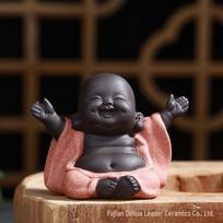 Violetinė smėlio arbata Pet Little Monk Big Belly Maitreya Buddha dekoras arbatos ceremonijai ir automobilio papuošalai brown