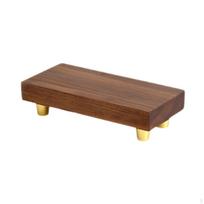 Stovas arbatinukui eksponuoti, medinis pagrindas, pakyla, vazos ir statulėlės kavinėje 15cmx7cmx3.7cm