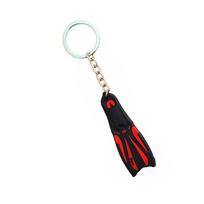 1Piece Silicone Diving Flipper Keychain Silicone Diver Fin Keyring Elegant Key Holder Ocean Theme Accessory 13cm raudona