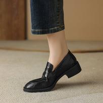 Krazing Pot Sheep Leather Round Toe Thick Med Heels Spring Shoes Brogues Big Size 43 Women Pumps 34 juoda