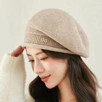 Women's Autumn and Winter Warm Elegant Wool Beret Fashion Versatile Knitted Japanese Artist Hat Cold Resistant British Style Hat One Size