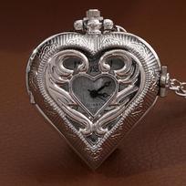 Fashion Silvery Hollow Heart Design Quartz Pocket Watch,ideal Choice for Gifts To Men and Women gray