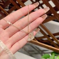 Ginkgo Biloba Necklace Women's Light Luxury Temperament Leaf Stainless Steel Collarbone Chain Autumn Leaf Neck Chain brown