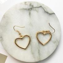 Moterų elegantiškas mados tuščiaviduris Love Heart Drop Piercing auskarai sidabras