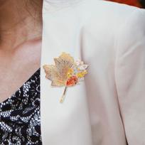 Leaf Brooch Pin for Women Breastpin Suit Wedding Party Clothes Accessories oranžinė