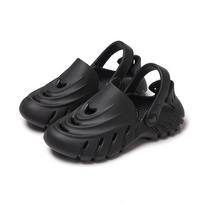 Fashion Men Flip Flops Cutout Clogs Shoes Fashion Men Women Garden Sandals Convenience Bathroom Slippers Women Non-slip Beach Sandals 36 juoda