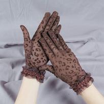 Vasarinės apsauginės nuo saulės nėriniuotos plonos pirštinės moterims Vasarinės leopardo rašto lauko kvėpuojančios kvadrato šokio etiketo pirštinės gray