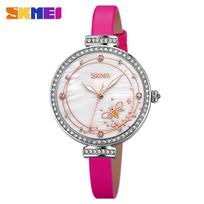 Large dial, thin belt, ladies' casual quartz watch with diamond shell, elegant schoolgirl watch rožinė raudona spalva