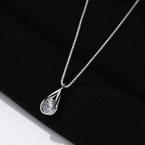 Water drop zircon necklace pendant collarbone chain gift for girlfriend light luxury single diamond daily commuter women's model black