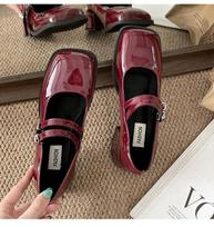 Fashion temperament red French square head thick heel small leather shoes women's 2025 new spring and autumn skirt Mary Jane single shoes 35 raudona