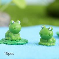 Frog Statue Resin Ornament Microlandscape Waterproof Prominent Eyes Handmade Little Blue Eyed Frogs