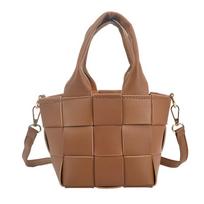 Austos konstrukcijos rankinės per petį moterims Vasarinė nauja prabangi dizainerio rankinė Vienspalvė odinė rankinė su raišteliu kibiro formos 25x15x14cm brown