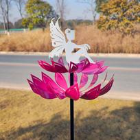 Geležinis vėjo malūnas Lauko sodo puošmena Besisukanti terasa Kūrybiški akvaskapo ornamentai Windmill pink