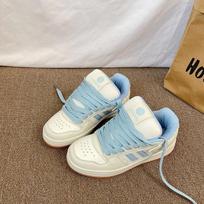 Hong Kong style niche design board shoes women's ins tide 2024 autumn new student versatile casual bread little white shoes 35