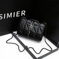 Women's backpack  Women bag passport cover New Lingge Bag Light  Fashion Chain Crossbody Bag Commuting Shoulder Bag Women's Bag black