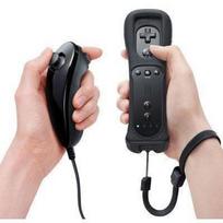 Juodas „Wiimote“ valdiklis – „Wii Nunchunk“ – suderinamas… juoda