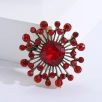 Vintage Small Crystal Dandelion Brooch Elegant Palace Vintage Atmospheric Clothing Accessories Metal Badge juoda