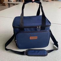 2024 m. Europos ir Amerikos mada Didelės talpos izoliuotas kryžminis pietų krepšys 30*23*23cm juoda