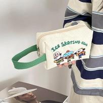 Animacinis mielas iliustracijos Velveto Makiažo krepšys Kosmetikos krepšys Didelės talpos Nešiojamas Siuvinėtas Rankinė Maišelis Studentų Pieštukų krepšys white