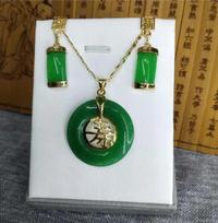 Circular pyramid green stone jewelry peandant earring set