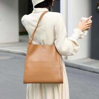 Leather Tote bag Large capacity women's bag  new fashion commuter premium sense cowhide shoulder bag white