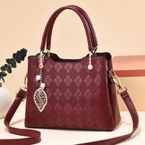 Embossed Leather Female Messenger Bags Quality Luxury Designer Shoulder Bags Purses Women Classic Tote Bag Female Crossbody white