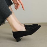 Krazing Pot Sheepskin Spring Summer Size 40 Loafers Thick Med Heels Women Round Toe Leisure Pleated Decoration Pumps 35 juoda