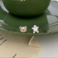 Cute Gingerbread Man Bear Stud Earrings Female Niche Ins Earrings Christmas Gift for Girlfriend
