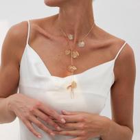 Temperament Ginkgo biloba leaf pendant long necklace female, sweet and cool niche neck chain Y-shaped fringed item brown