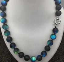 Beautiful 10mm Natural Gray Gleamy Rainbow Moonstone Round Gems Necklace 18