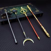 4 vnt/stal. Black Myth WuKong Weapon Keychain Kelionė į Vakarus Raktų pakabukai Vyriški Žaidimų aksesuarai Raktų pakabukas Llaveros 15cm black