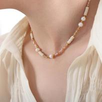 Dopamine Color String Chain Handmade Necklace Freshwater Pearl Glass Stone Personality Versatile Round Bead Clavicle Chain Jewelry Women beige