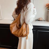 Large Capacity Women's Crossbody Bag  New Trendy Wide Shoulder Strap Tote Bags Solid Color PU Leather Travel Shoulder Purse (30cm<Max Length<50cm) gray