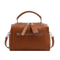 French Niche Popular Messenger Bag Fashion Rivet Design Women New Simple Small Square Bag Commuter Single Shoulder Crossbody Bag (20cm<Max Length<30cm) gray