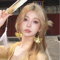 Sweet Retro Ginkgo Biloba Leaf Ear Hook Gold Leaf Texture Pendant Earrings Light Luxury Exaggerated Personality Earrings brown