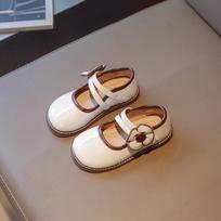 Britain PU Children Glossy Sweet Princess Leather Shoes Soft Round-toe 2024 Side Big Flower Simple Kids Fashion Loafers Non-slip 21 smėlis