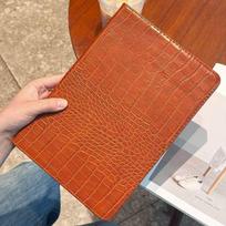 Crocodile Pattern PU Leather Laptop Case Custom Name Luxury Protective Tablet Computer Case Vintage Tablet Cover with Stand Gift for 2024 pro 11 balta