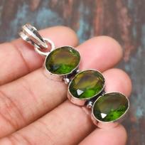 Peridoto brangakmenis rankų darbo 925 prabos sidabro papuošalas pakabukas Padėkos dienai 2.17 Inches žalia