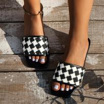 Large Color Patchwork Flat Bottomed Flip Flops for Women Wearing Checkerboard Checkered Square Toe Beach Sandals 43 šviesiai ruda spalva