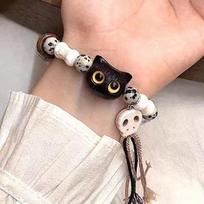 2024 New Quirky Cat Skull Bracelets Women's Sweet Cool Spice Girls Design Premium Feeling Bracelet Party Jewelry Gift gray