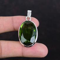Briaunuotas peridoto pakabukas Originalus brangakmenio pakabukas Unikalūs papuošalai Rankų darbo pakabukas 925 prabos sidabro pakabukas Peridoto papuošalai Vestuvių dovanos black
