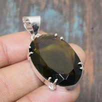 Peridoto brangakmenis rankų darbo 925 prabos sidabro papuošalas pakabukas Padėkos dienai 1.77 Inches žalia