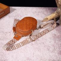 Moteriška rankinė Atsitiktinė mada Retro krūtinės rankinė Gryna siuvinėjimo rankinė per petį Bohemiško stiliaus juosmens rankinė One Size brown